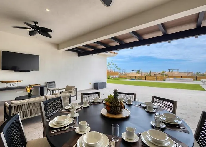 Ferienhaus Luxury Coastal Retreat - Pool & World-class Golf
