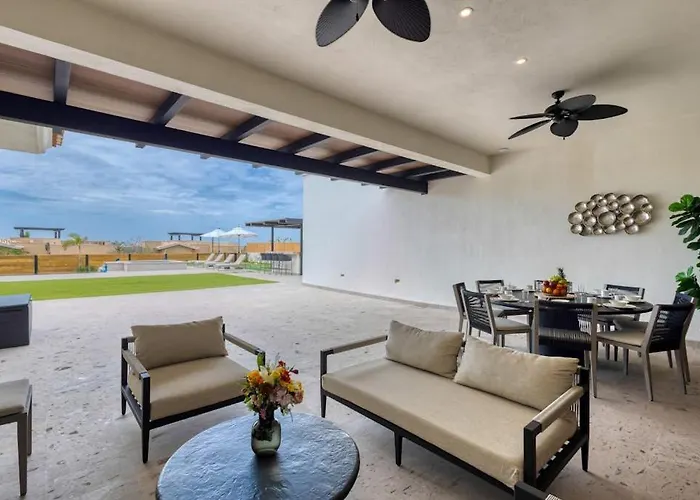 Ferienhaus Luxury Coastal Retreat - Pool & World-class Golf