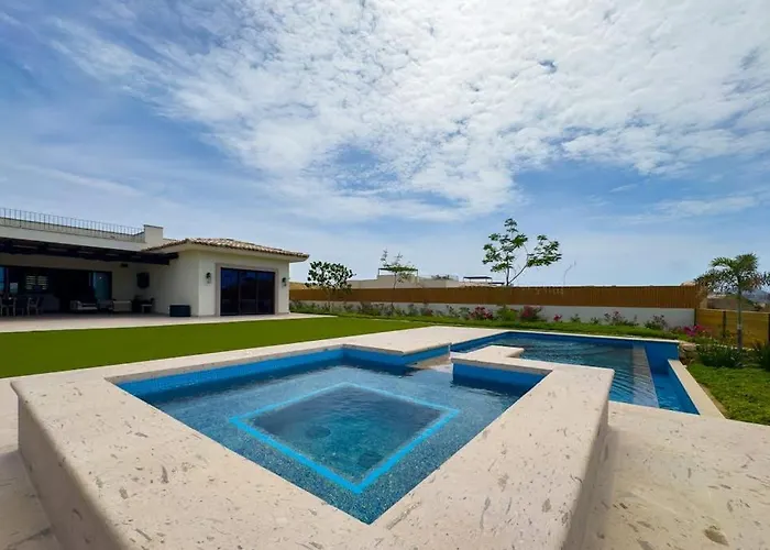 Luxury Coastal Retreat - Pool & World-class Golf Cabo San Lucas