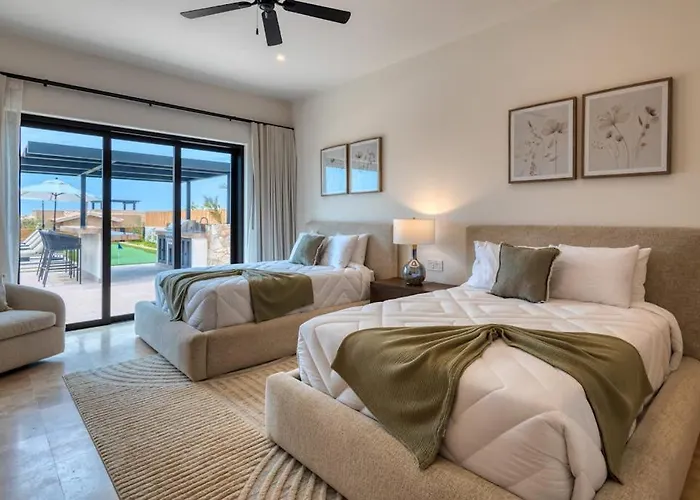 Luxury Coastal Retreat - Pool & World-class Golf